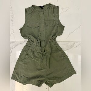 Banana Republic Olive Green Sleeveless Romper Size M